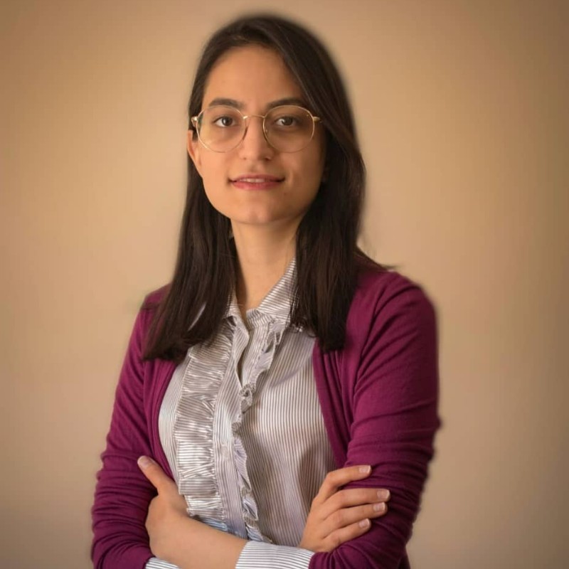 Yasaman Esmaeilian — President at Experience Cafe